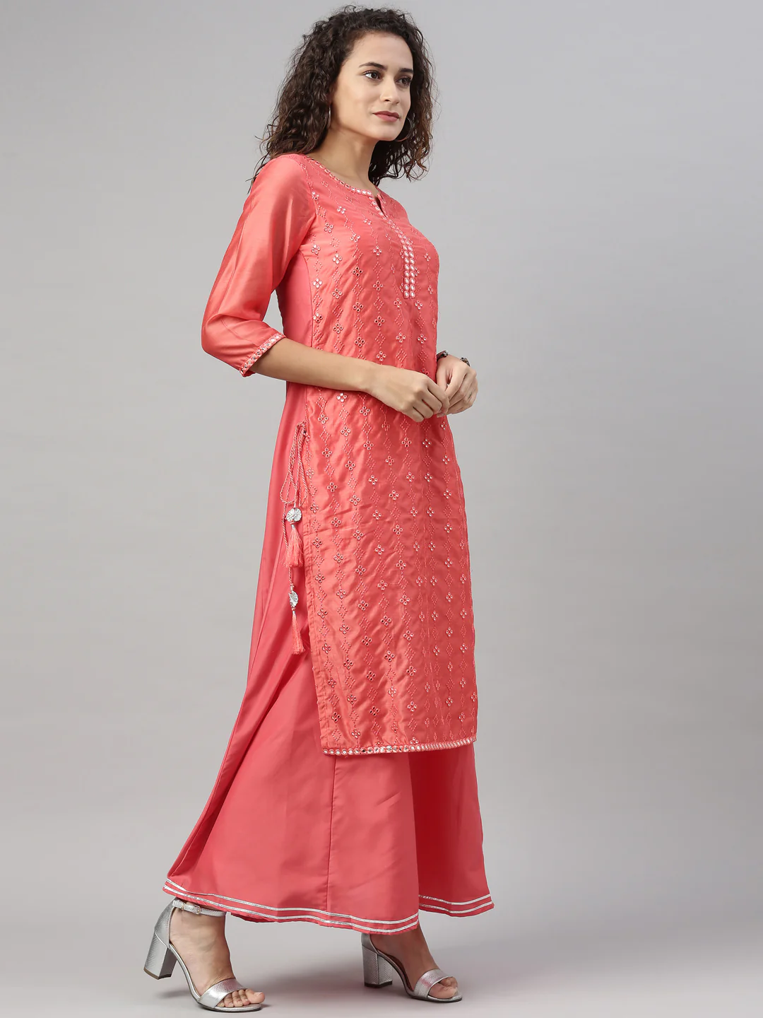 Neerus Women Orange Flared Sleeves Chikankari Chanderi Silk Chanderi Silk Kurta - Image 2