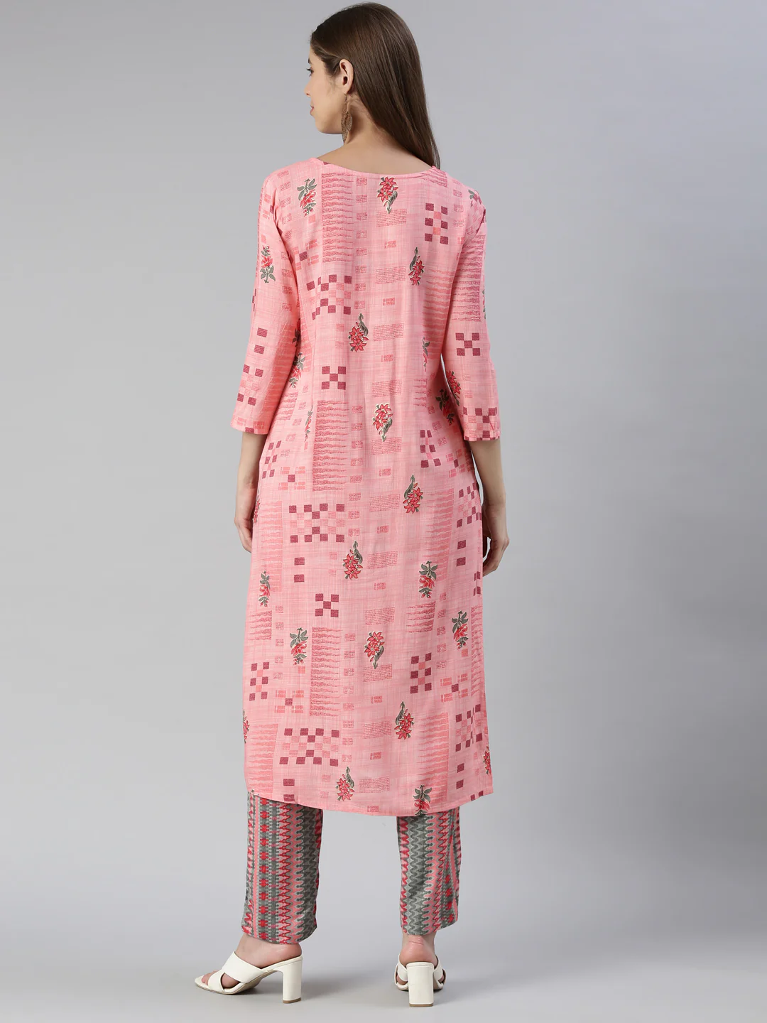 Neerus Women Pink Embroidered Calf Length Kurta And Trousers - Image 3