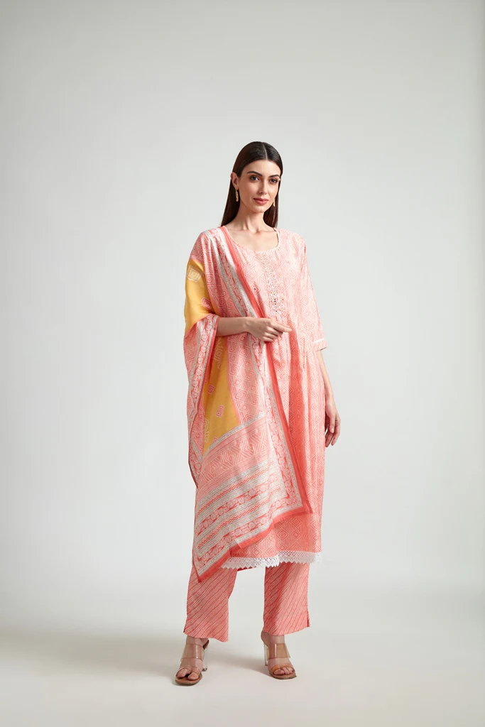 Neerus Women Pink Printed Kurta with Trousers With Dupatta - Image 4