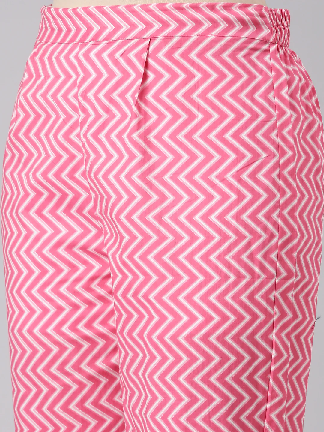 Neerus Women Pink Straight Kurta and Trousers With Dupatta - Image 6