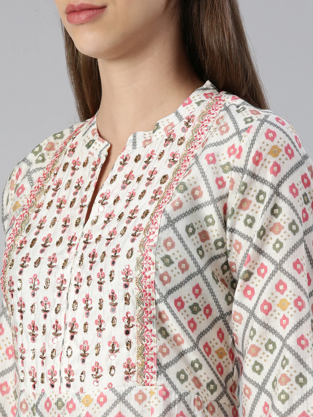 Neerus Women Printed Solid Calf Length Kurta And Trousers With Dupatta - Image 4