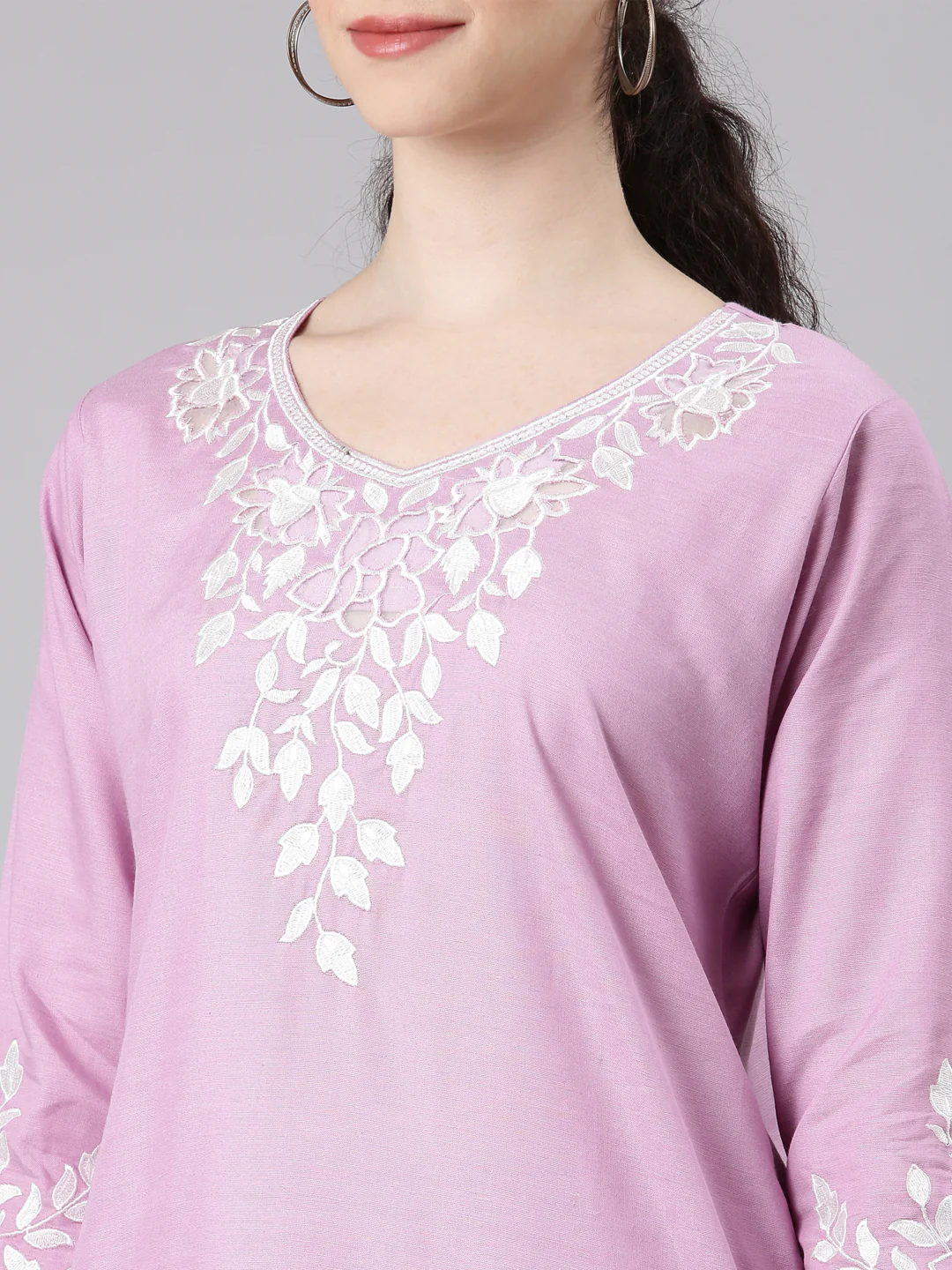 Neerus Women Purple Straight Kurta and Trousers With Dupatta - Image 4