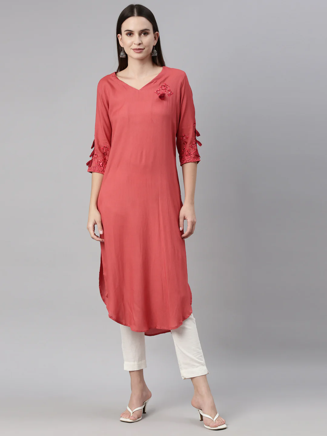 Neerus Women Red Thread Work Kurta