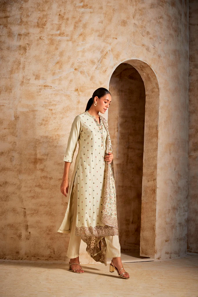 Neerus Women Sea Green Color Suit Set - Image 4