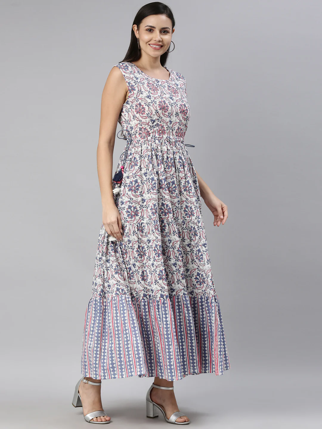 Neerus Women White  Blue Floral Printed Cotton Anarkali Kurta - Image 3