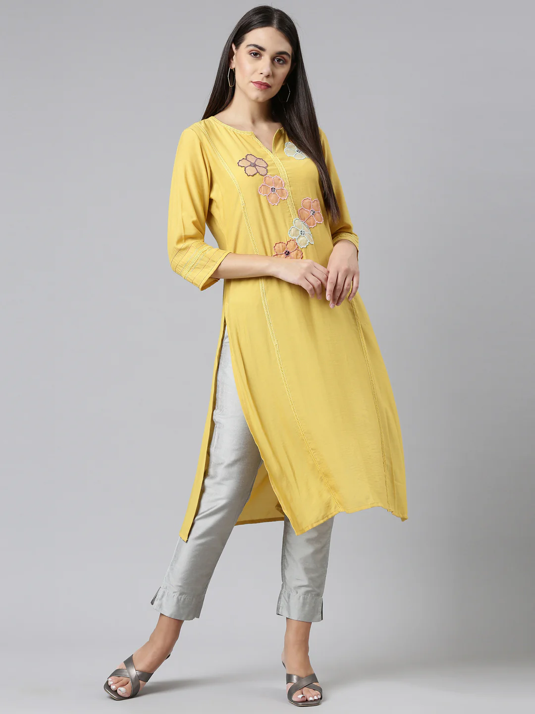 Neerus Women Yellow Floral Printed Patchwork Floral Kurta - Image 4