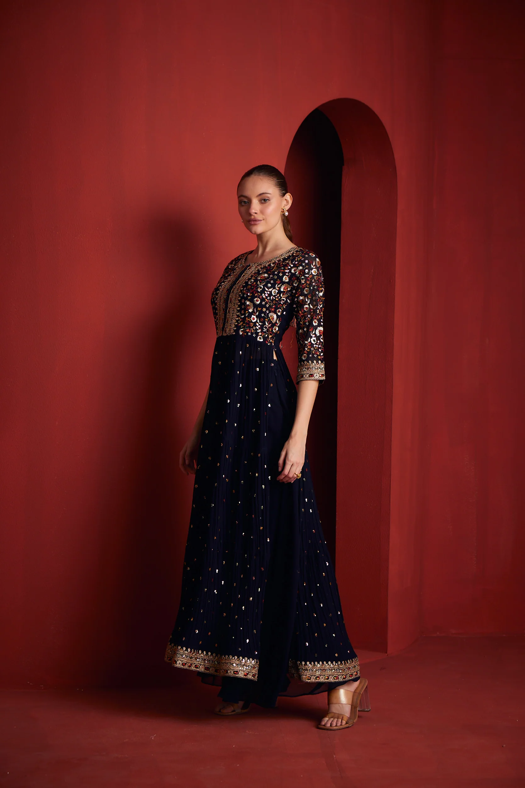 Neerus Womens Black Colour Suit Set - Image 3
