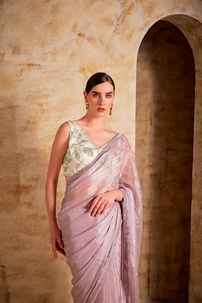 Neerus Womens Lilac Color Organza Fabric Saree - Image 4