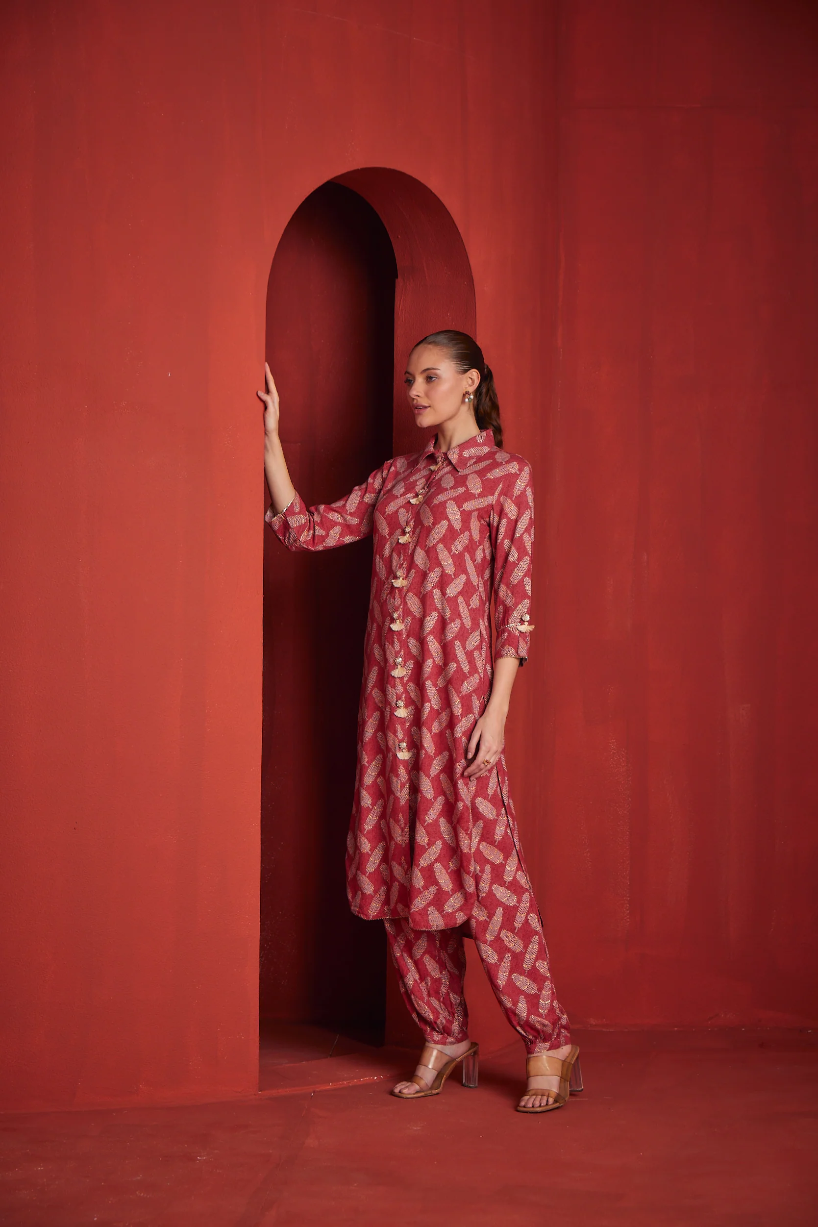 Neerus Womens Tomato Color Rayon Fabric Kurta Salwar - Image 4