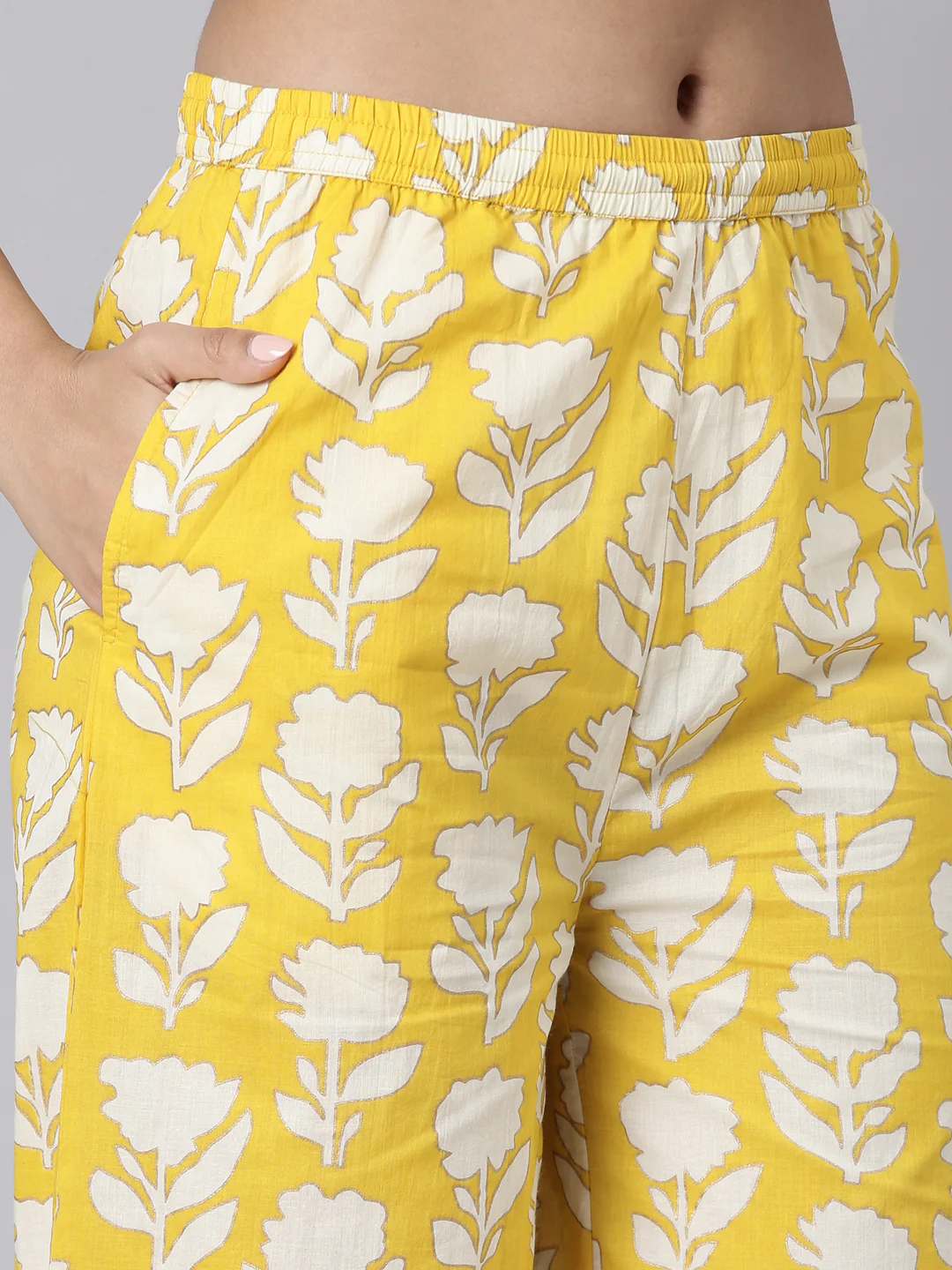 Neerus Yellow Casual Printed Straight Kurta and Palazzos - Image 6