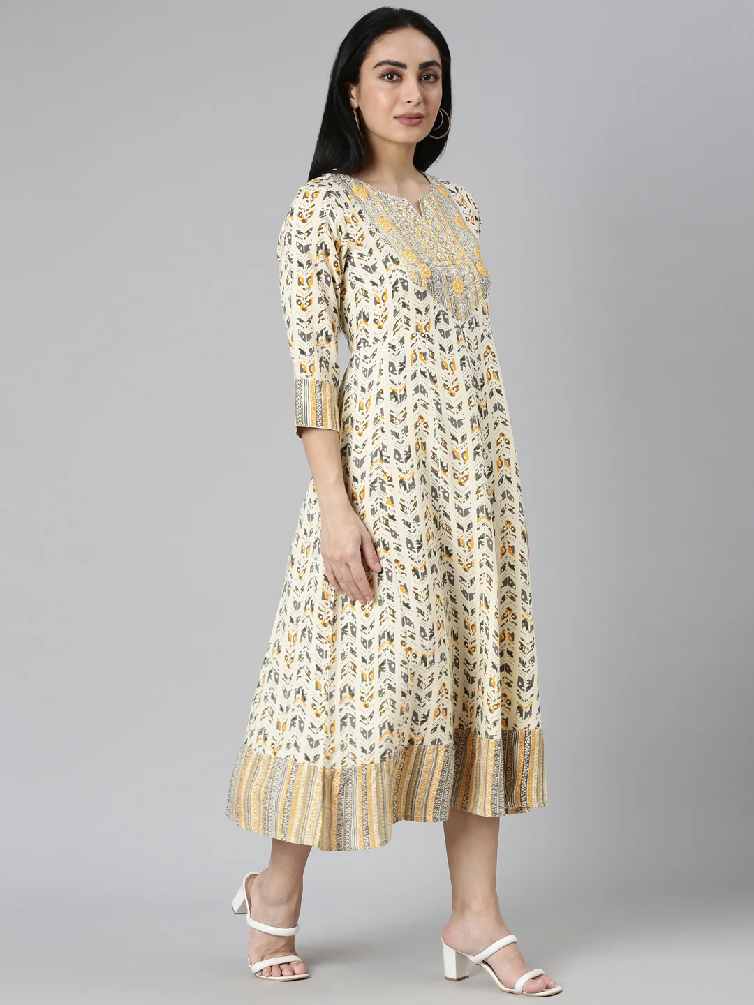 Neerus Yellow Flared Casual Floral Anarkali Kurta - Image 3