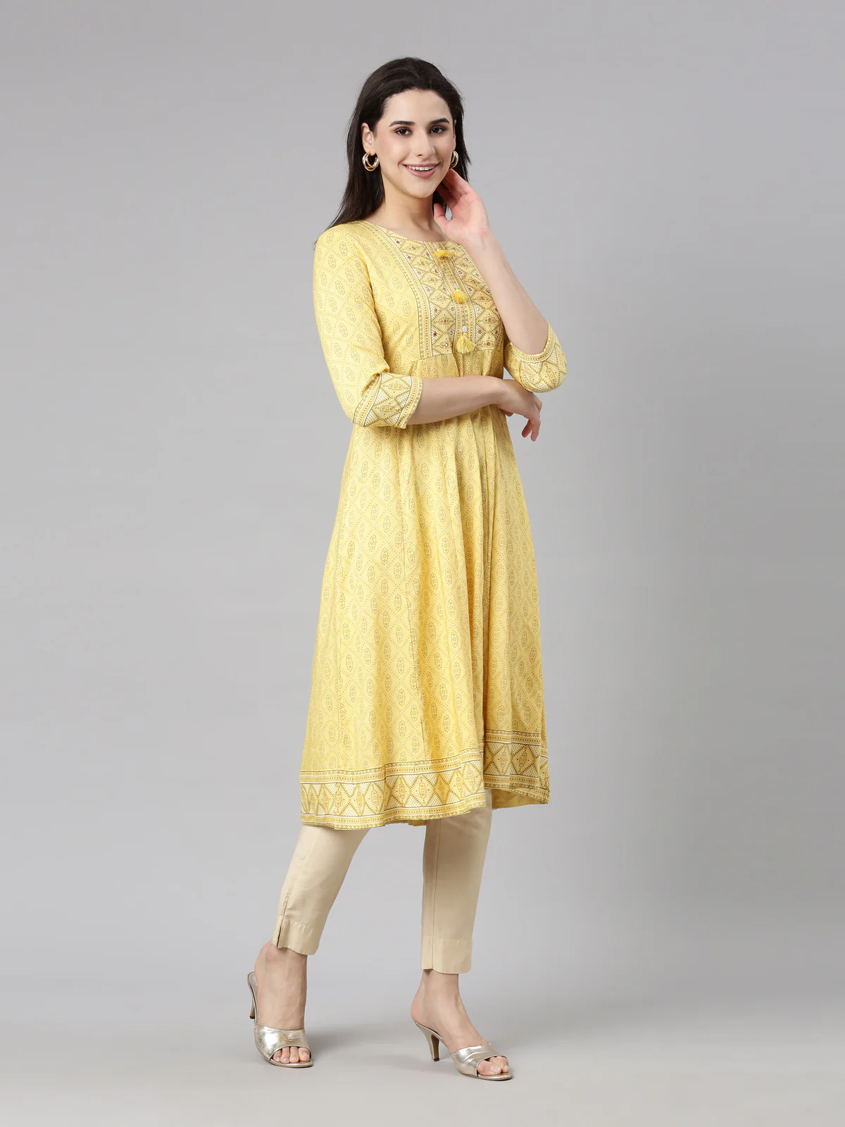 Neerus Yellow Panelled Anarkali Floral Kurta - Image 4