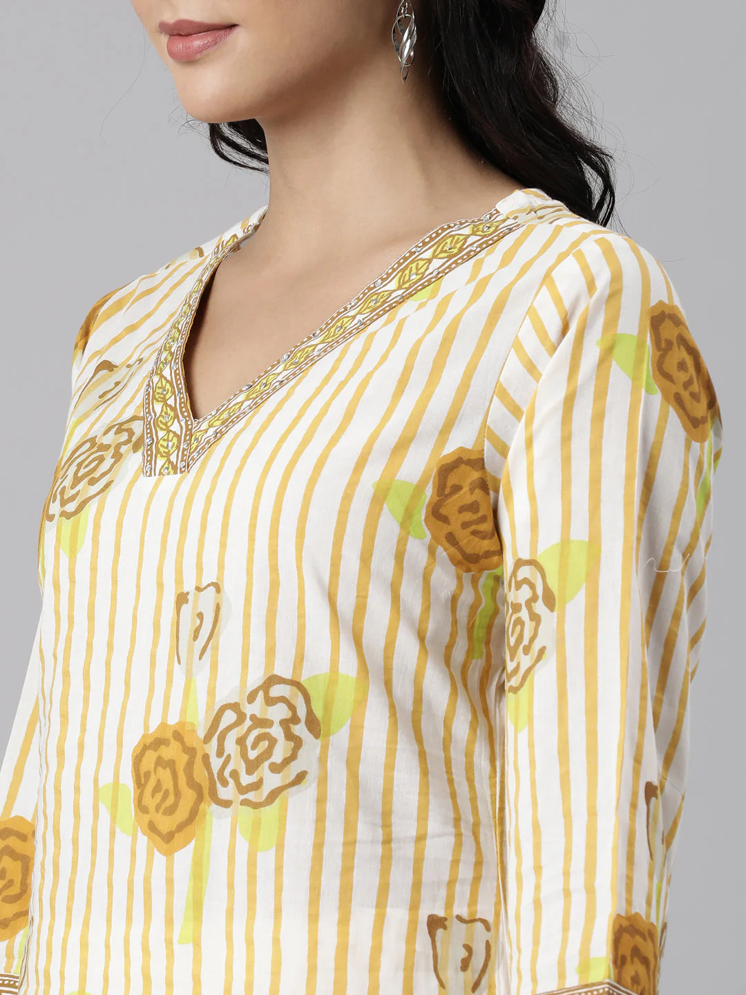 Neerus Yellow Panelled Straight Printed Kurta And Trousers With Dupatta - Image 5