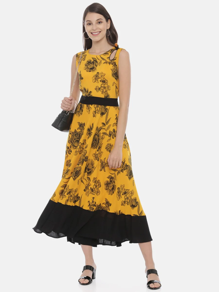 Neerus Yellow Printed Fit & Flare Kurta - Image 6