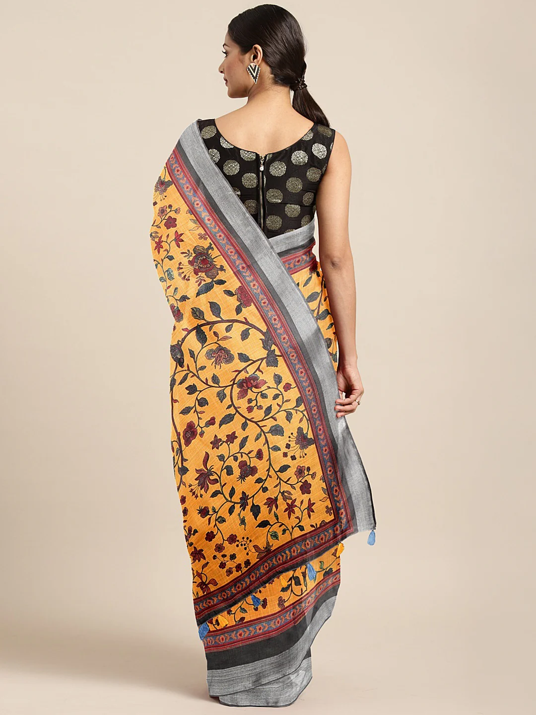 Neerus Yellow Printed Saree With Blouse - Image 2
