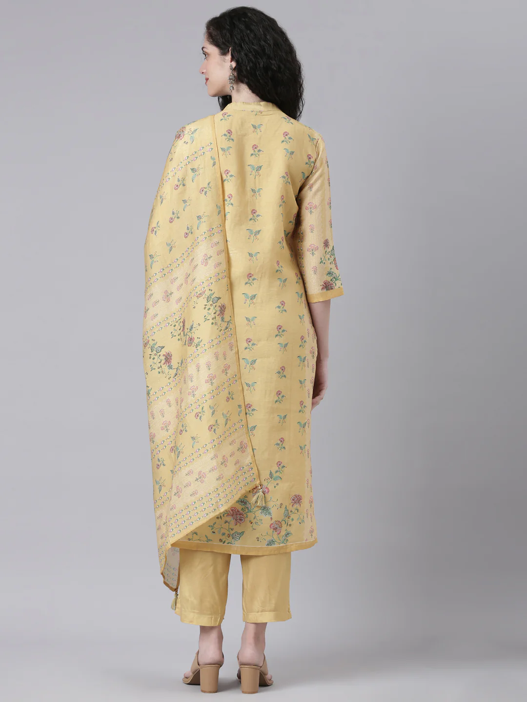 Neerus Yellow Printed Straight Kurta and Trousers With Dupatta - Image 3