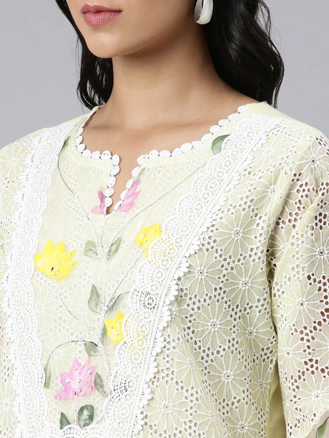 Neerus Yellow Regular Scalloped Solid Kurta and Trousers With Dupatta - Image 4