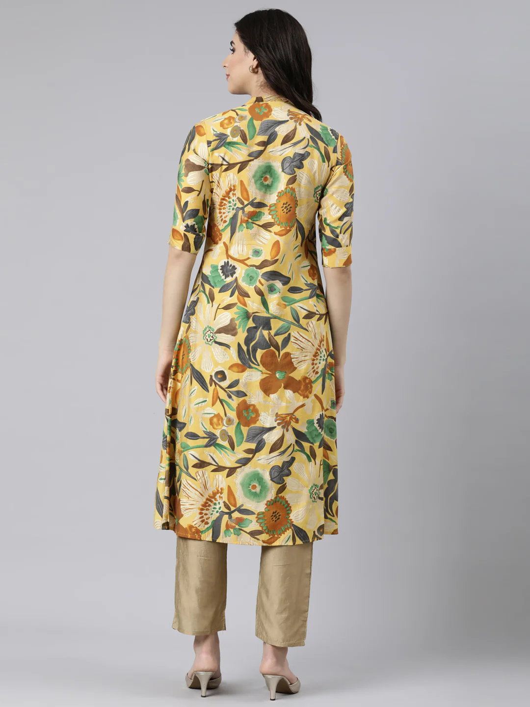 Neerus Yellow Regular Straight Floral Kurta - Image 3