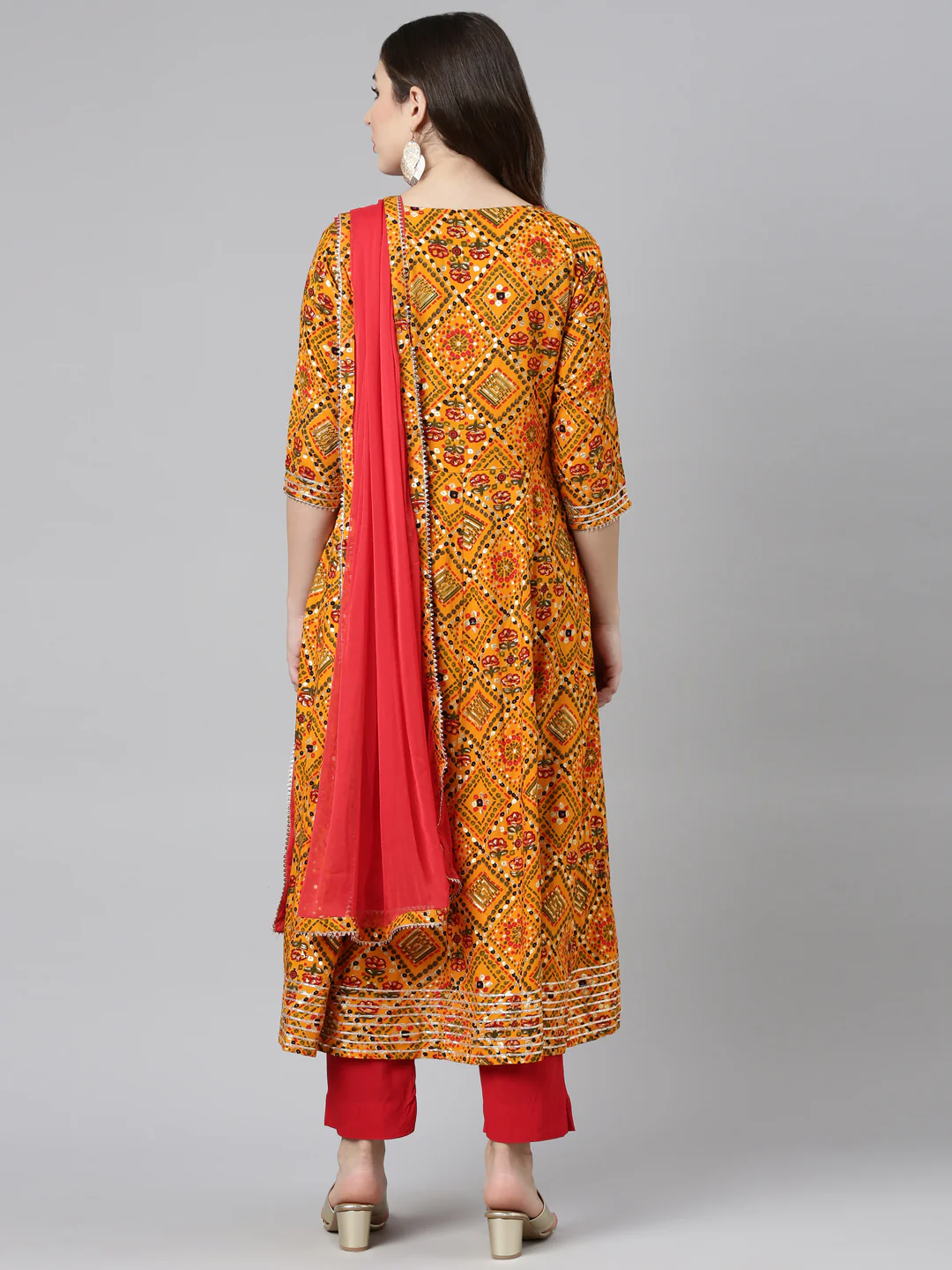 Neerus Yellow Regular Straight Printed Kurta And Trousers Dupatta - Image 3