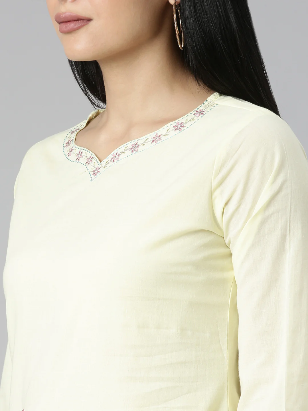 Neerus yellow Regular Straight Solid Kurta and Trousers With Dupatta - Image 4