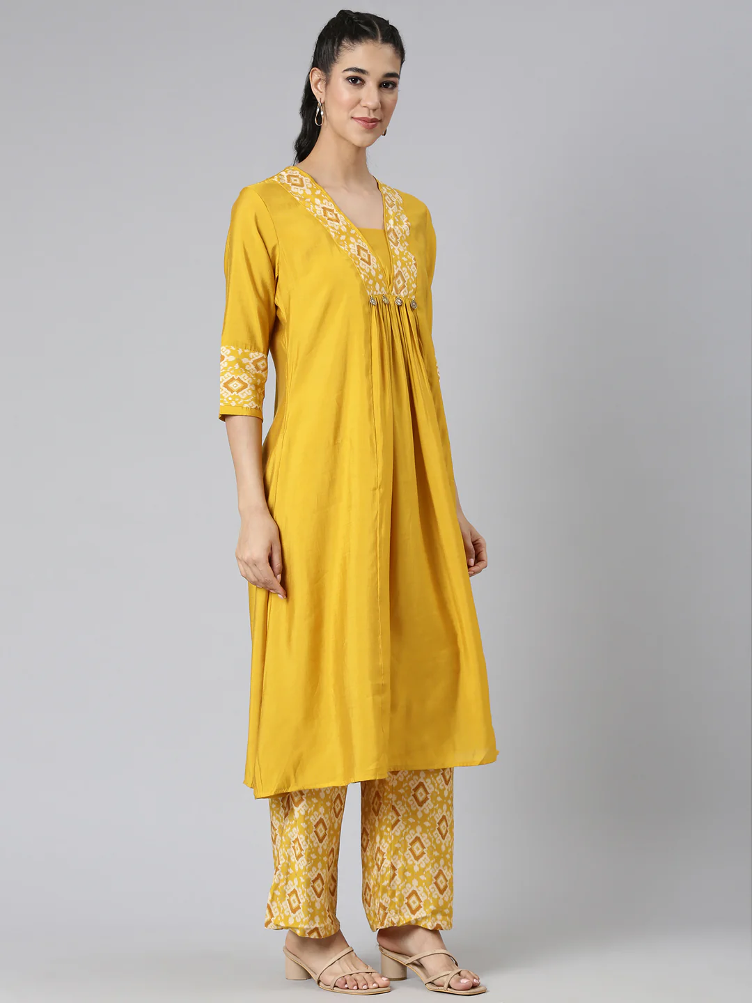 Neerus Yellow Solid Straight Kurta and Trousers - Image 2