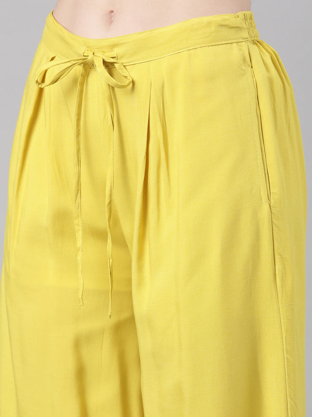 Neerus Yellow Straight Casual Floral Kurta and Plazzo - Image 7