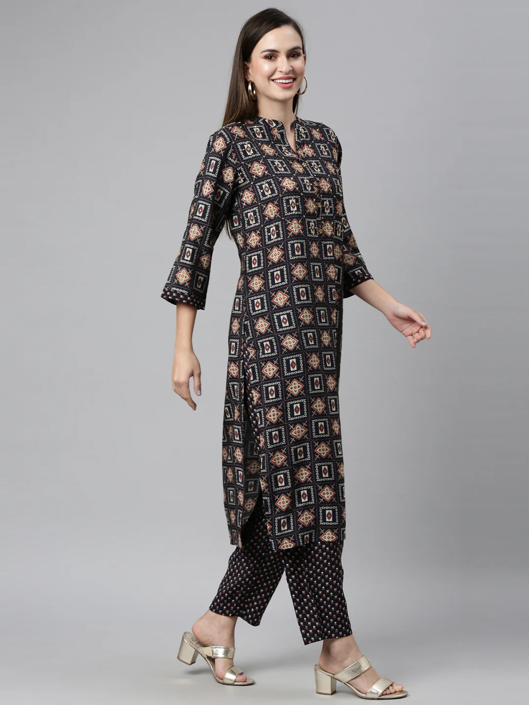 Neerusvy Blue Color Cotton Blend Fabric Kurta Sets With Dupatta