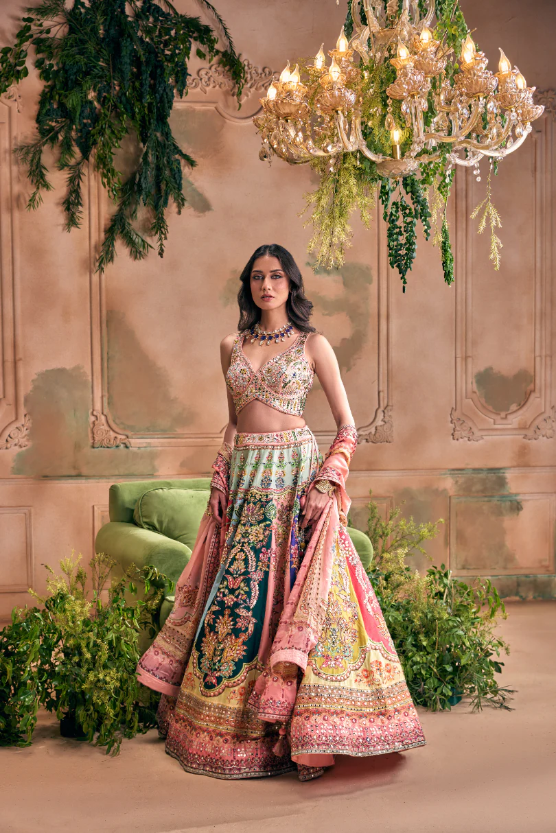 Peach Silk Heavy Zari Floral And Thread Embroidery Ghagra Set - Image 3