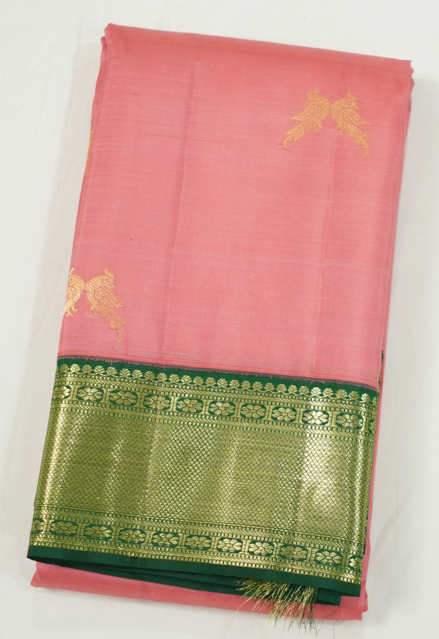 Pink Kanchi Pattu Saree With Contrast Blouse - Image 5
