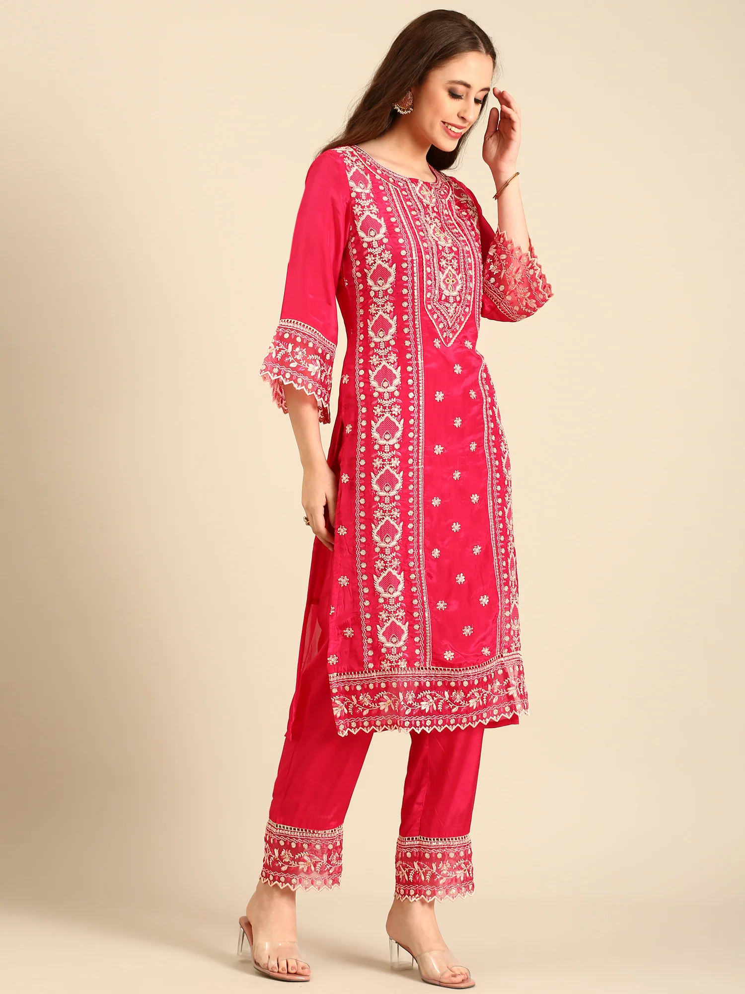 Pink muslin thread embroiderey three piece suit set - Image 3
