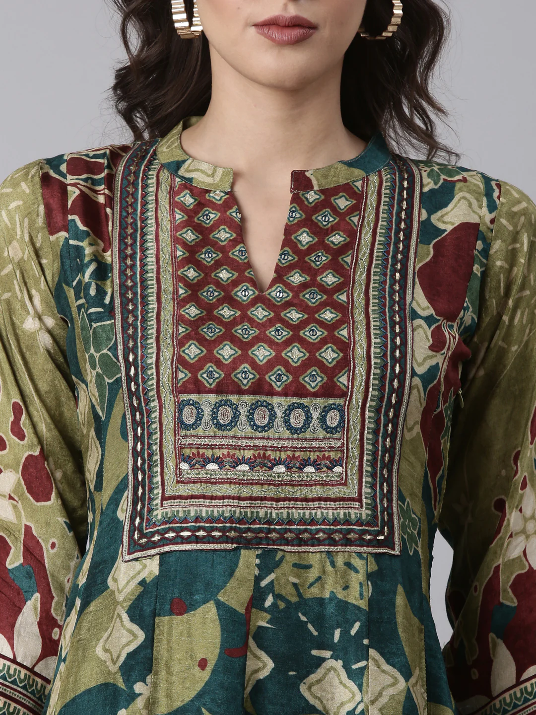 Rama Green Modal Chanderi Ajrakh Print Three Piece Set - Image 4
