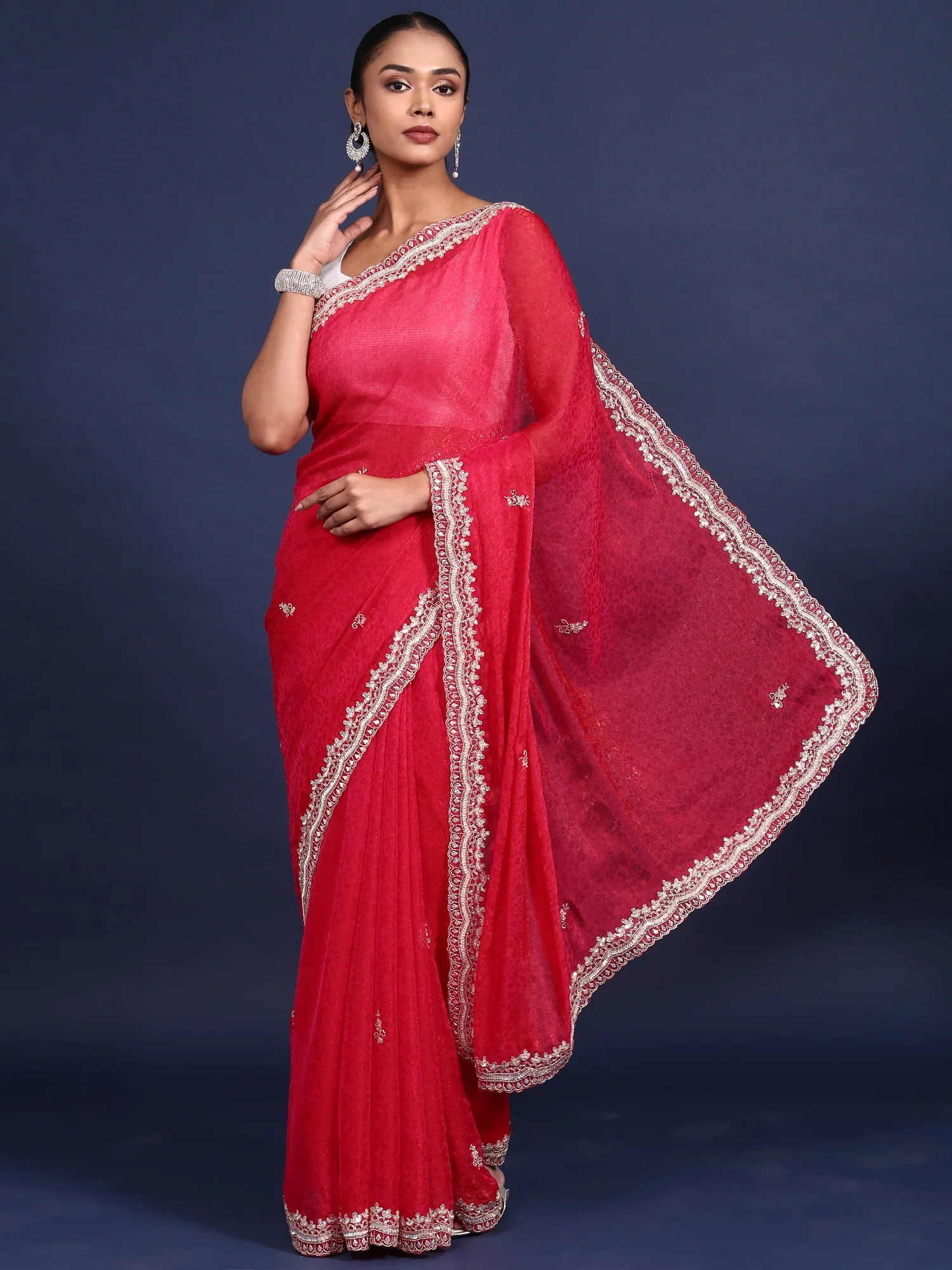 Rani Pink Jacquard Zari Embroidery Saree - Image 4