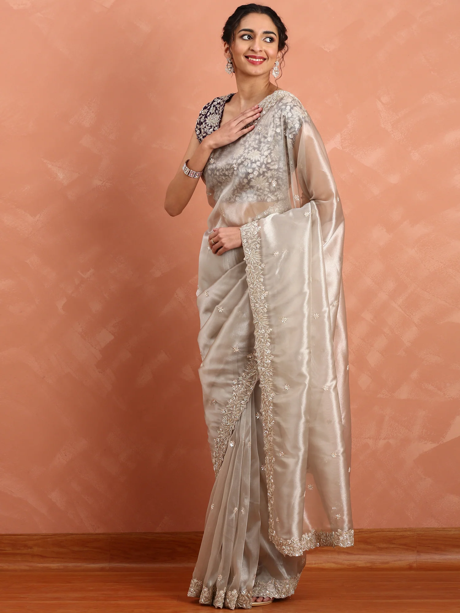 Silver tissue saree with Zari embroidery and contrast blouse - Image 4