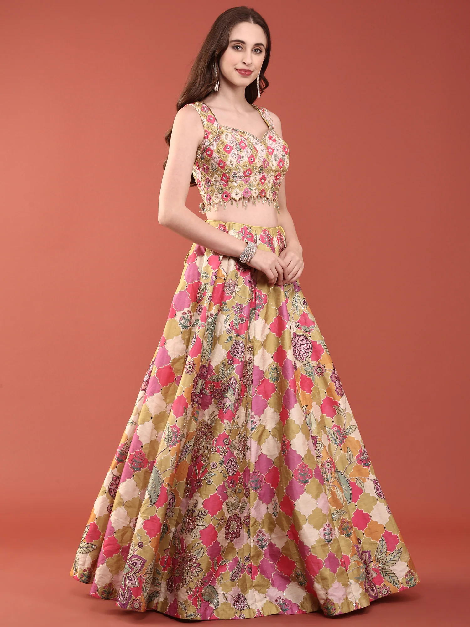 Variyali Green Organza Beads And Sequins Ghagra Set - Image 3