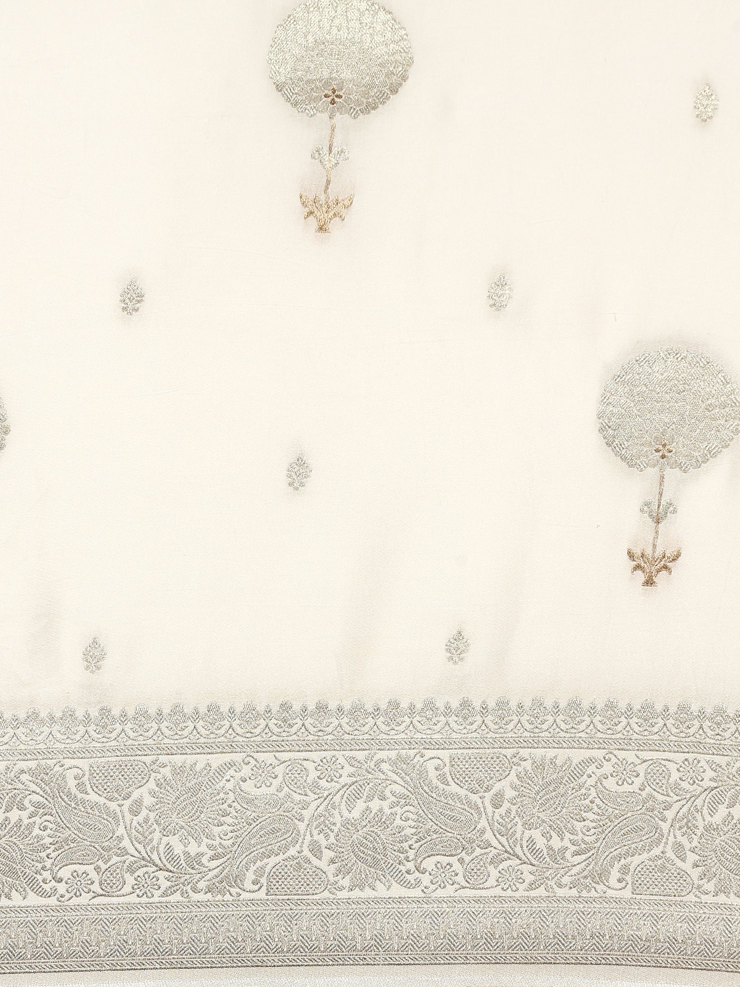 White Banaras silk saree with zari motifs and border - Image 5