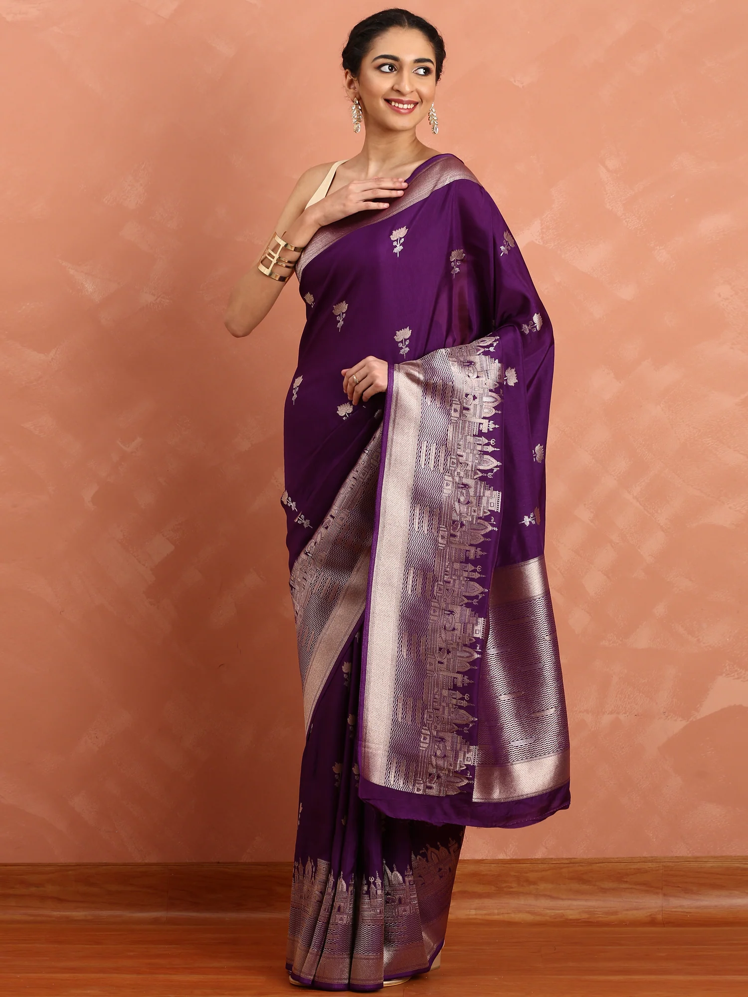 Wine Banaras silk saree - Image 4