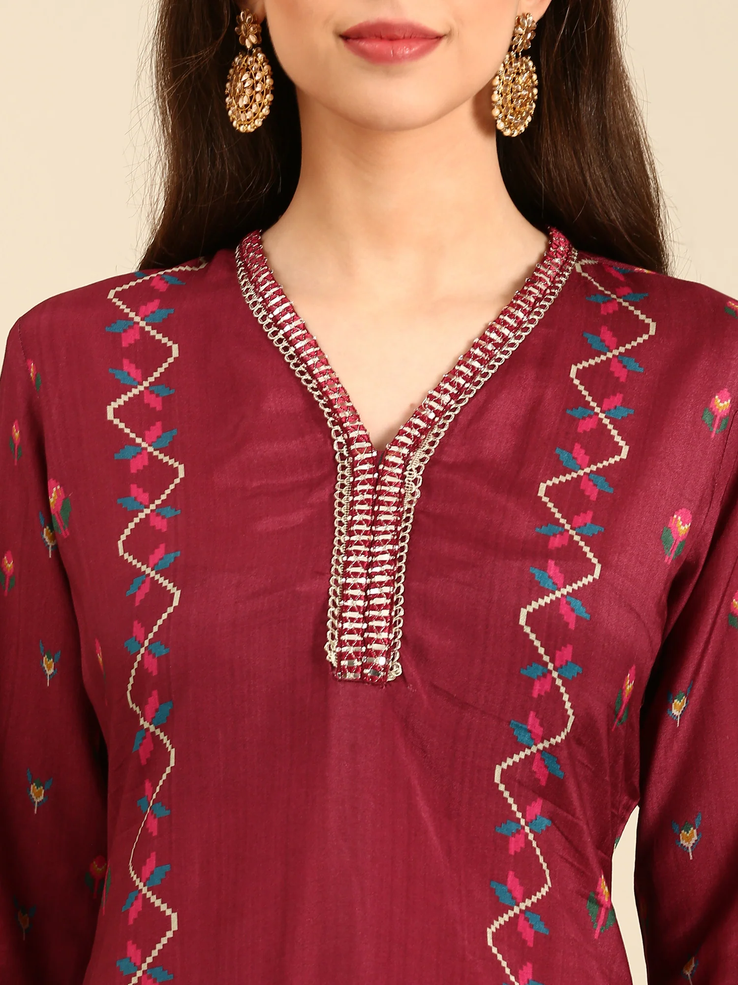 Wine suit set with organza duppata - Image 5