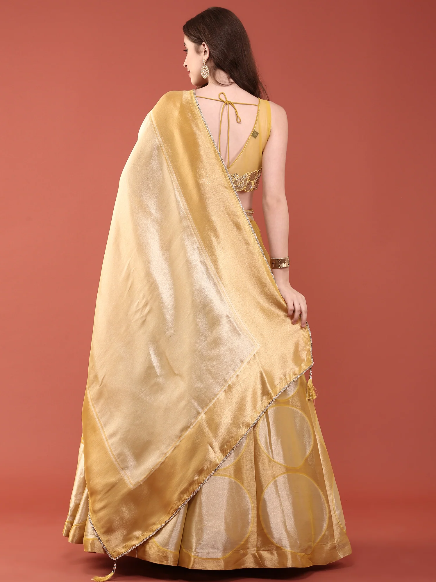 Yellow Net Fabric With Sequence And Hand Embroidery Ghagra Set - Image 4